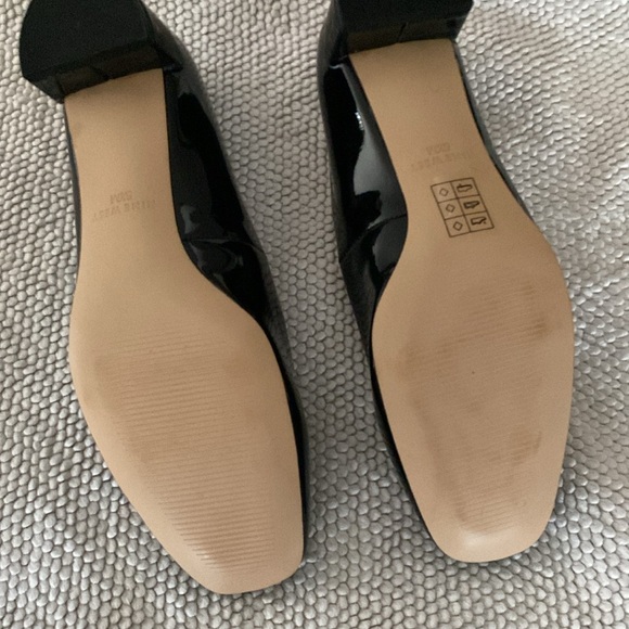 Shoes - Picture 5 of 5